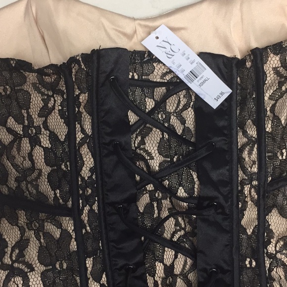 NWT NY & Co Sz XS lace overlay bustier w/ side zip - Picture 3 of 3